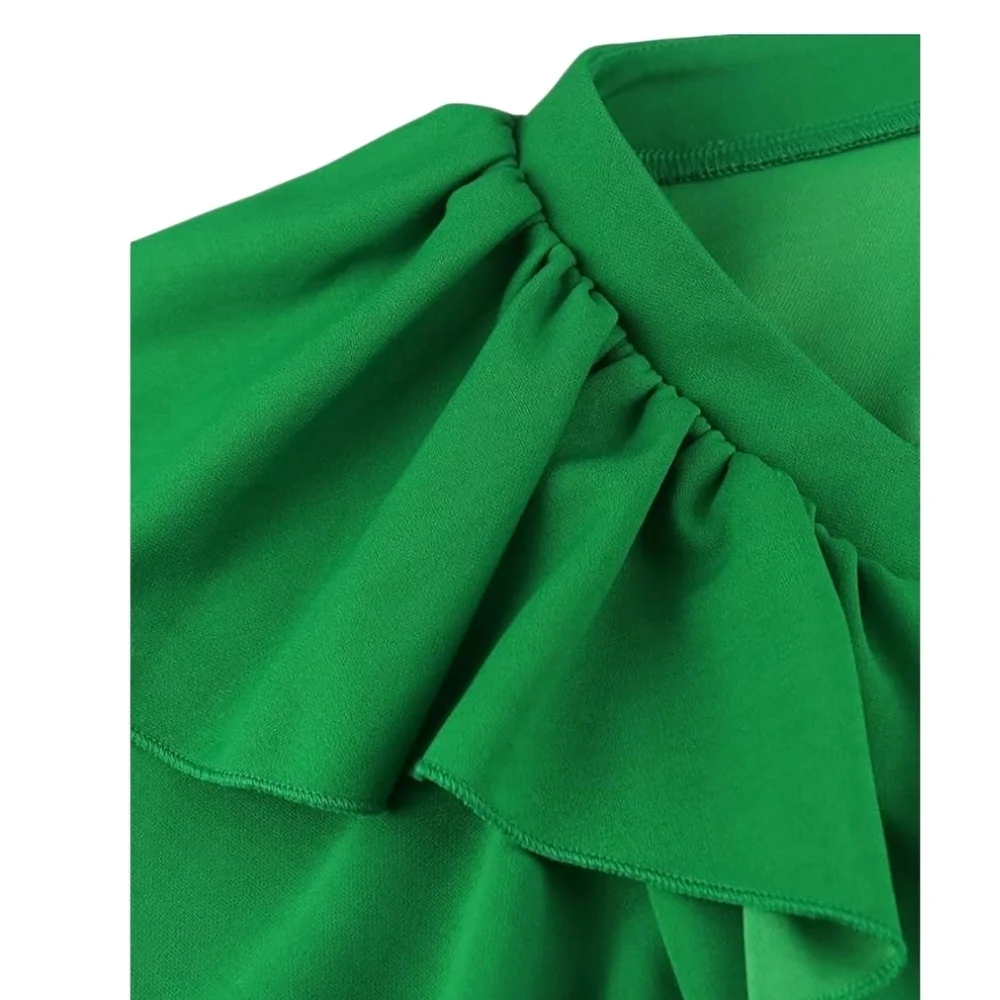 AOMEI - Medium Spring Asymmetrical Green Pleated Dress - Picture 6 of 16